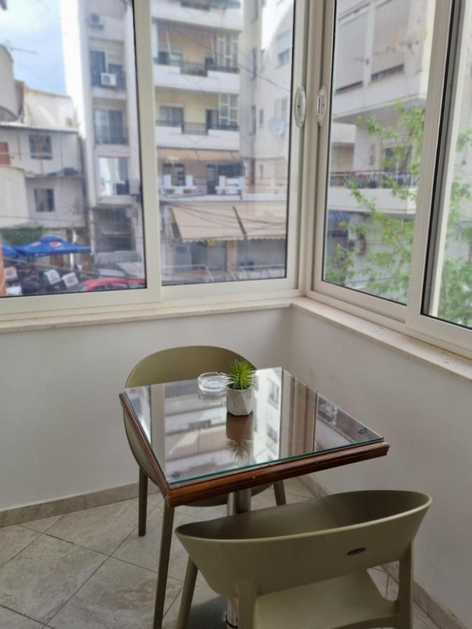 New Modern Studio In Central Tirana Apartment Luaran gambar